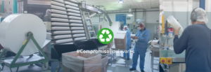 Personas trabajando en una fábrica de envases plásticos